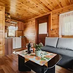 U Kamyka Апартаменты